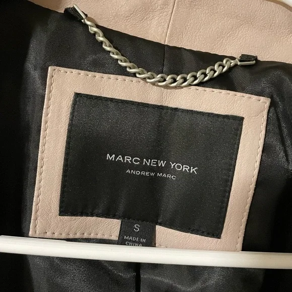 Andrew Marc New York Cream Real Leather Jacket - Picture 3 of 9